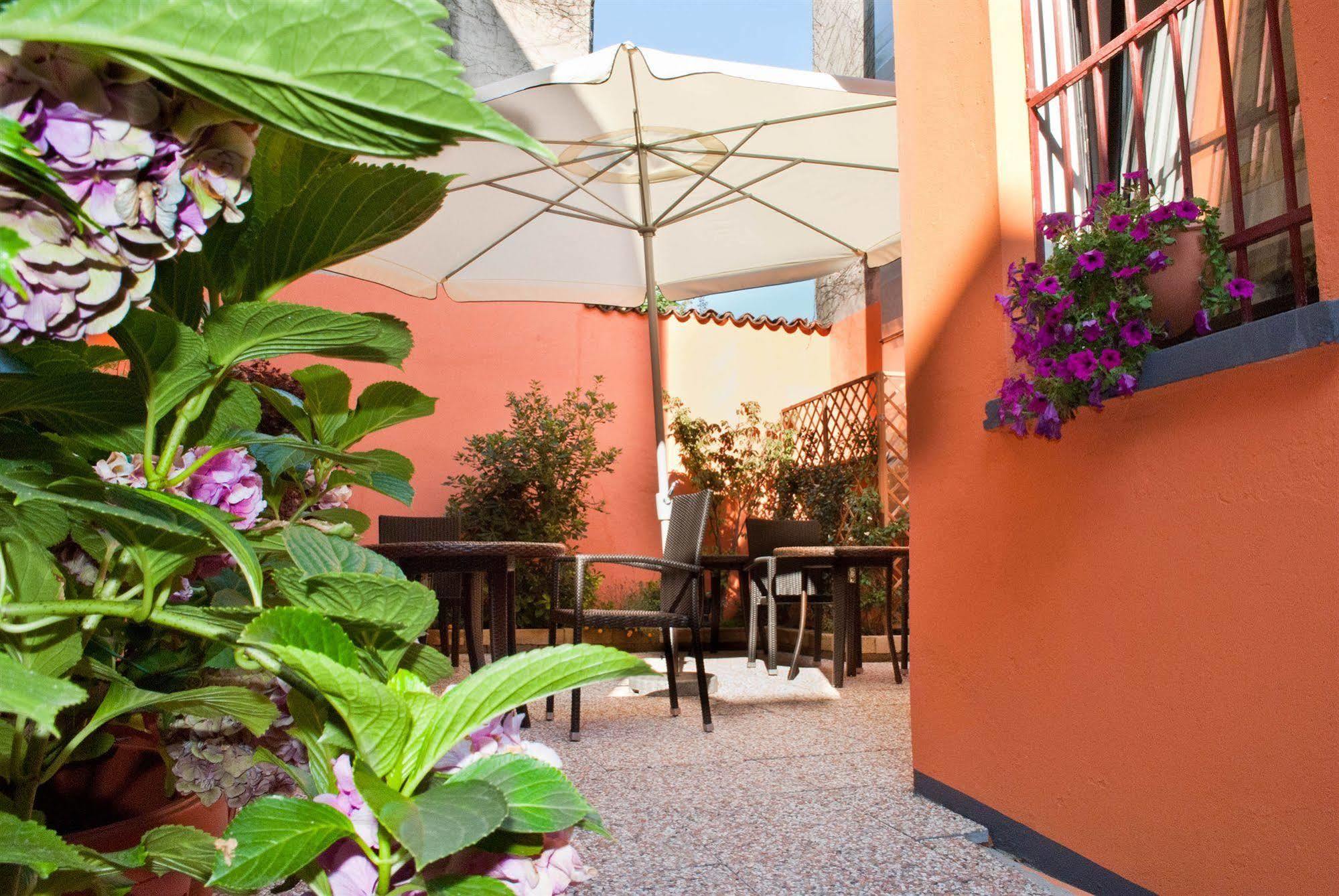 Al Santo Hotel