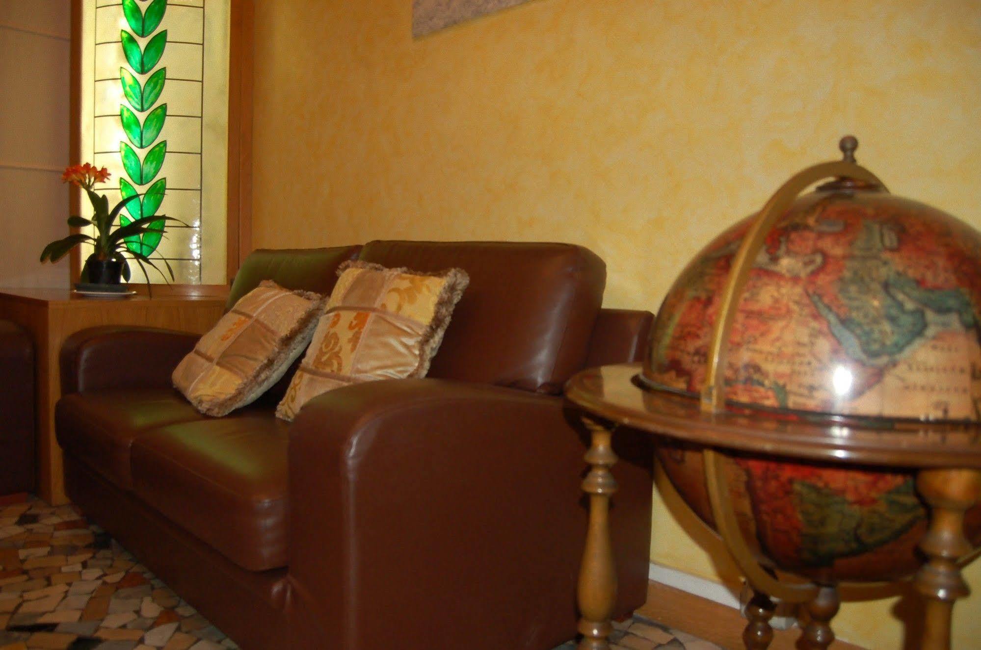 Al Santo Hotel